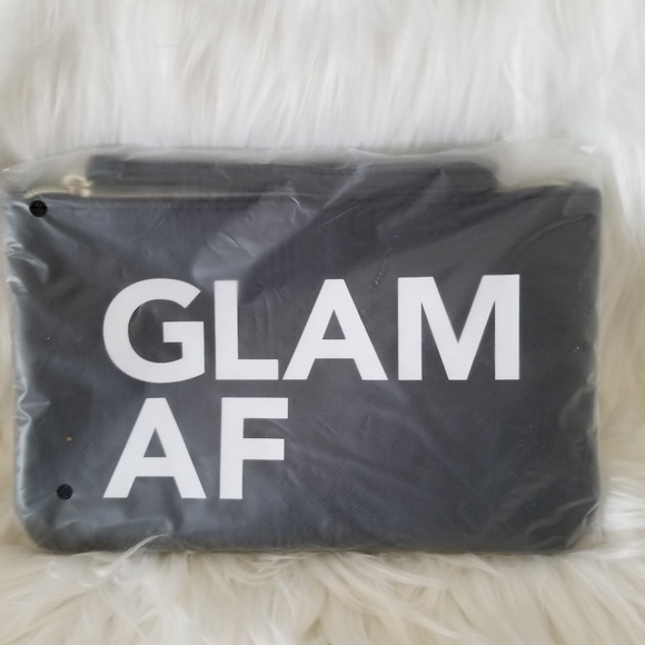 Accessories - Phone Charger - Makeup Bag, Apple/Android